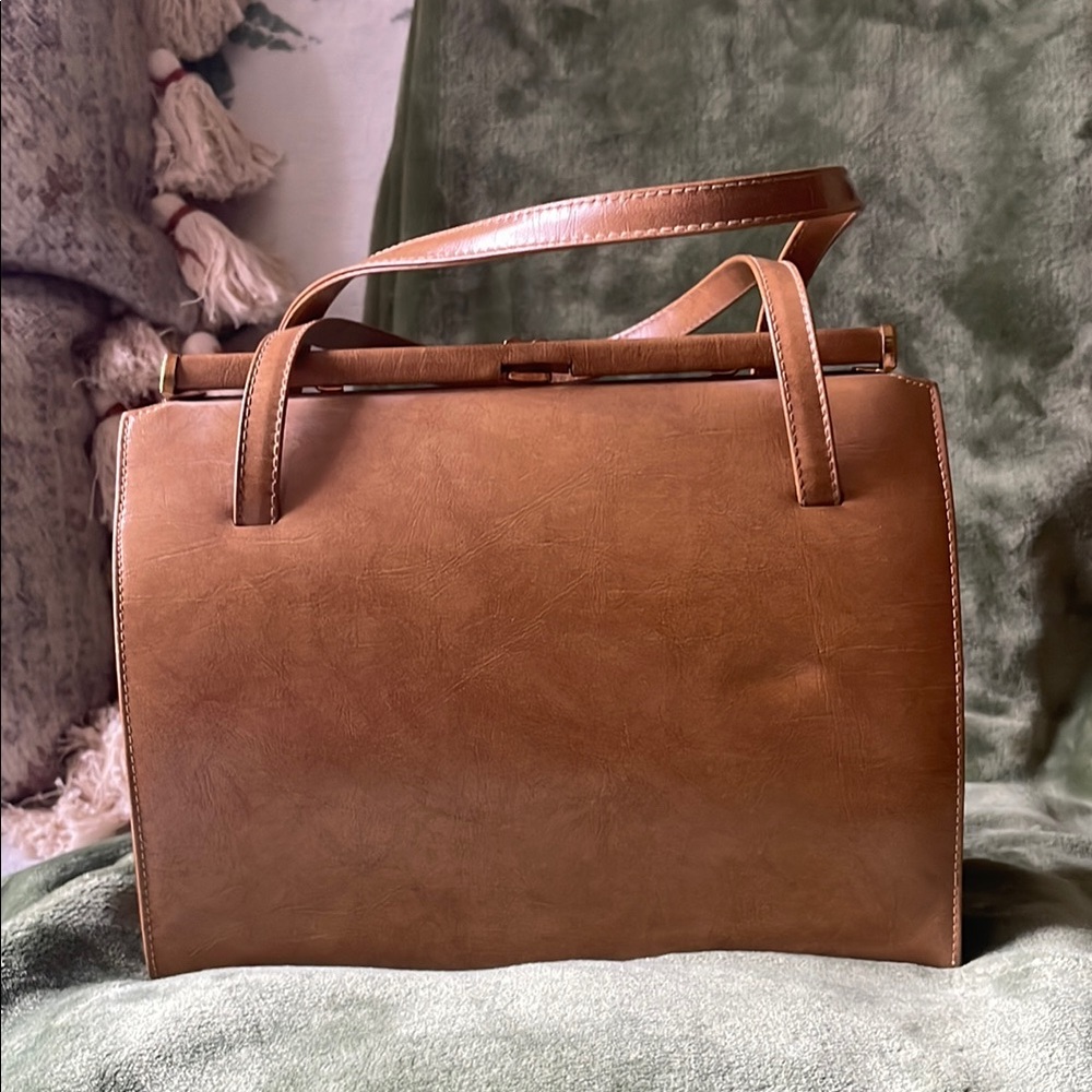 Vintage Tan  Leather Calego Made in Canada Handbag - Picture 2 of 8